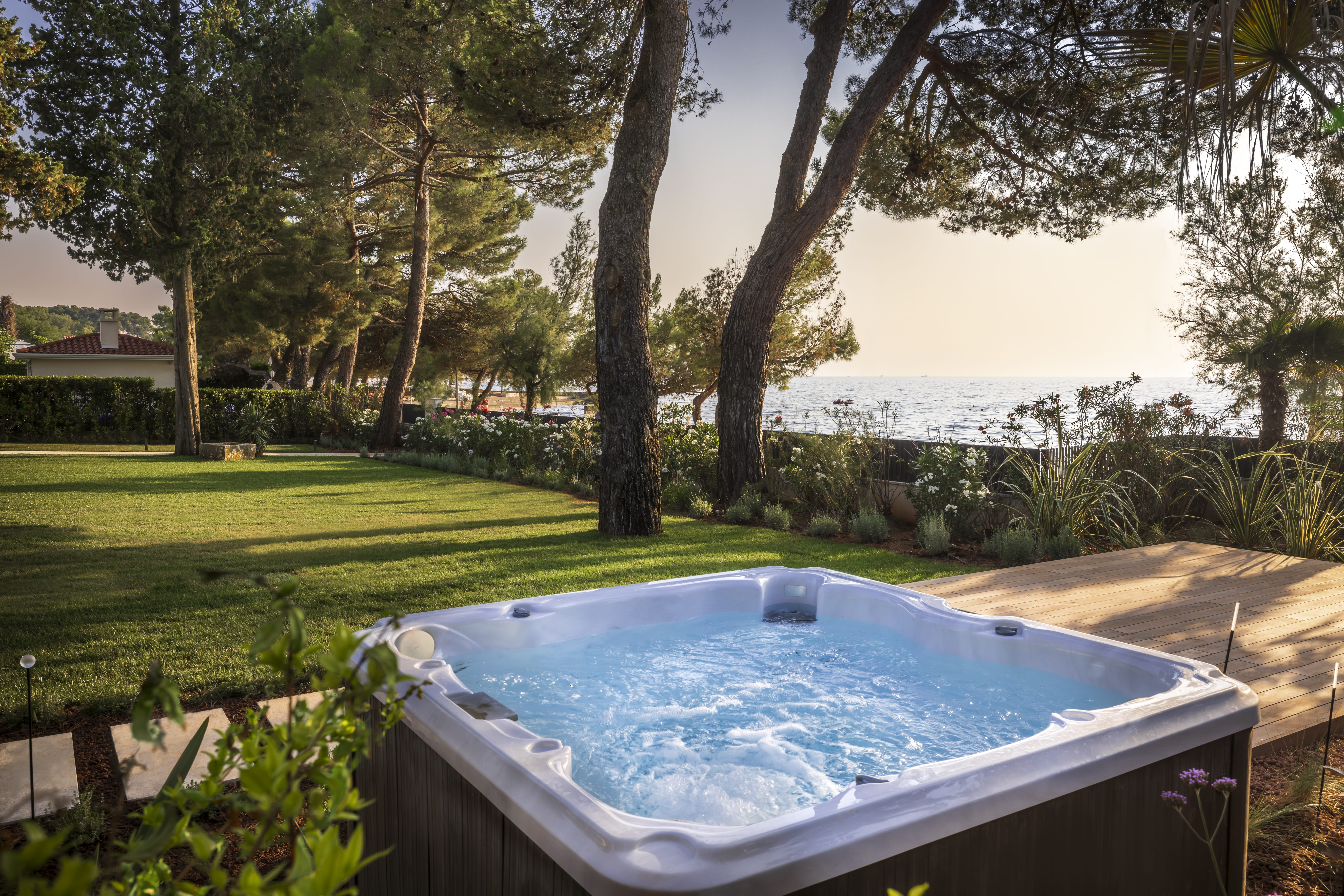 Hot-tub in the garden of a private villa in Poreč