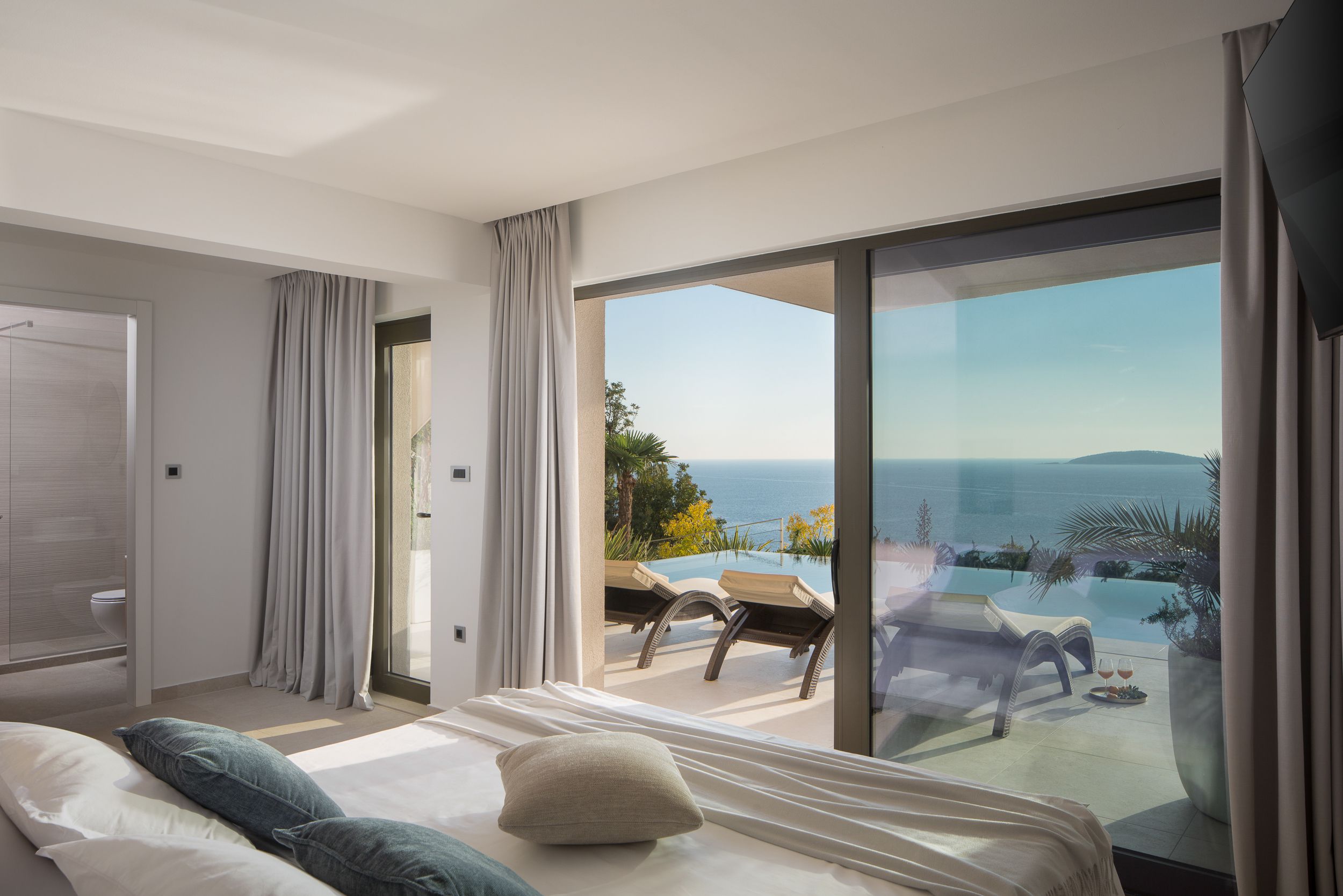 Private Villa Bevel in Peljesac peninsula with heated pool and sea view