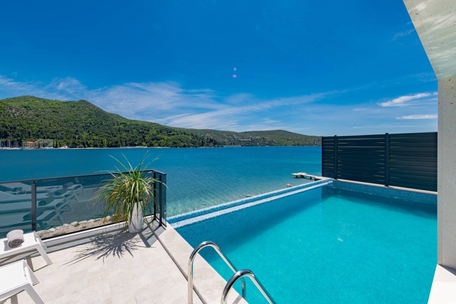 Villa Ocean Blue Iii