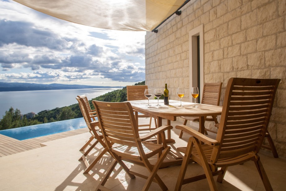 Villa Infinity Mimice – Luxury villa with infinity pool, Omis