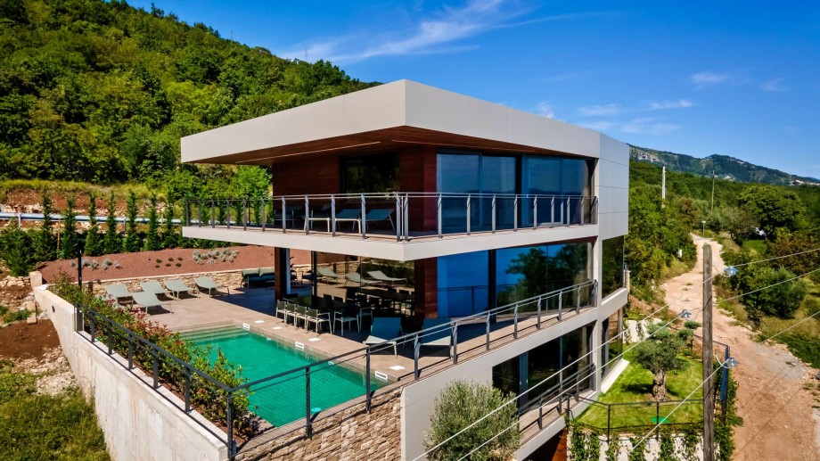 Modern Villa Vista Hills with swimming pool and sea view in Moscenice, Opatija area