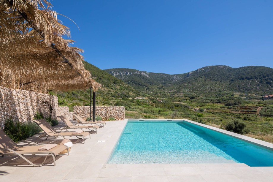 Vis villa with heated pool and private gym - Villa La Vida
