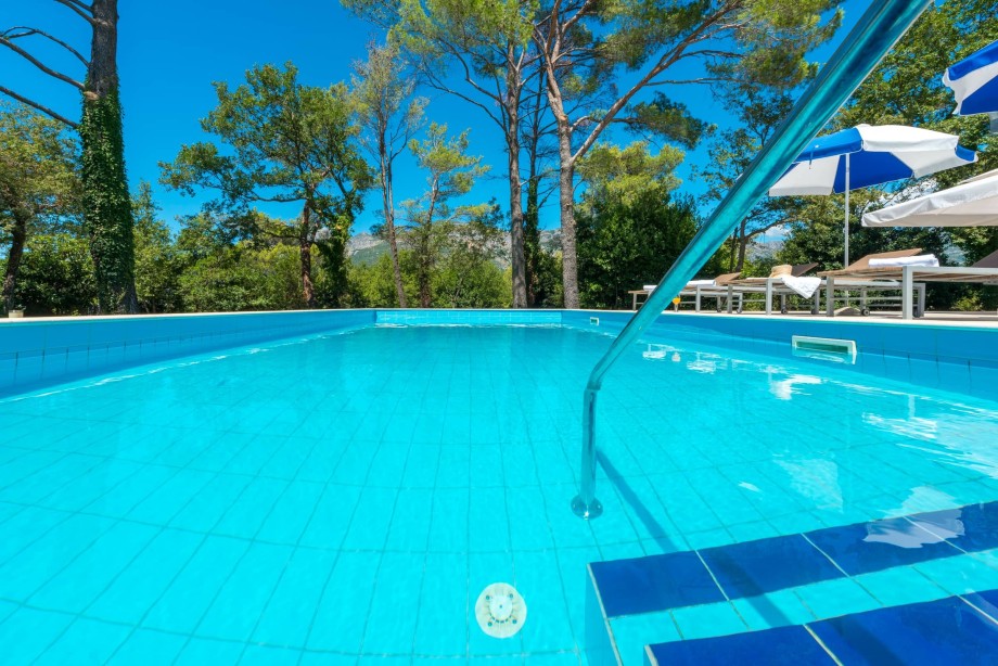 Villa Family Gruda with swimming pool in Dubrovnik area