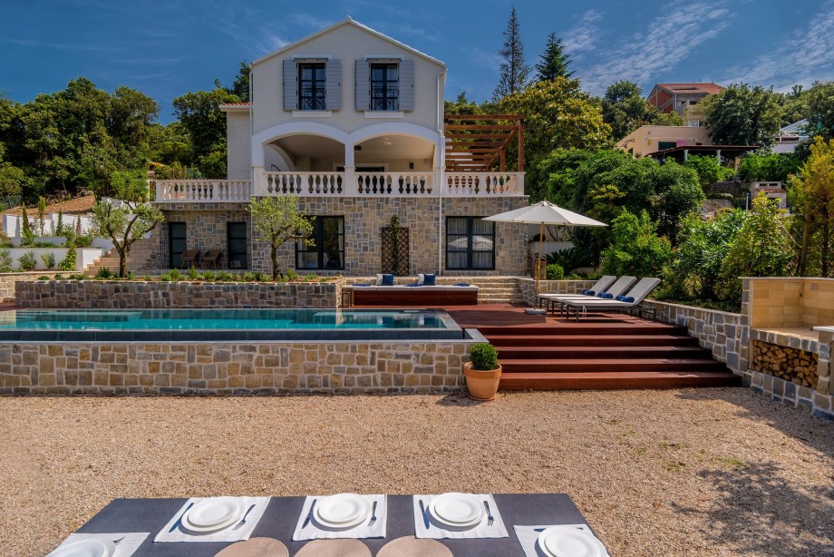 Seafront luxury villa Korcula