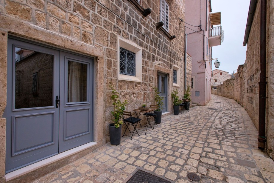Apartment Promenade Hvar