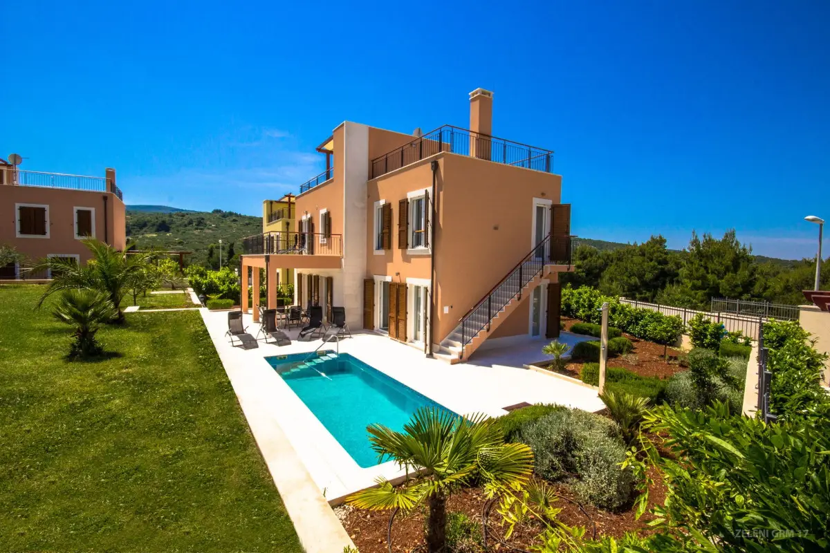 Villa Coral Brac