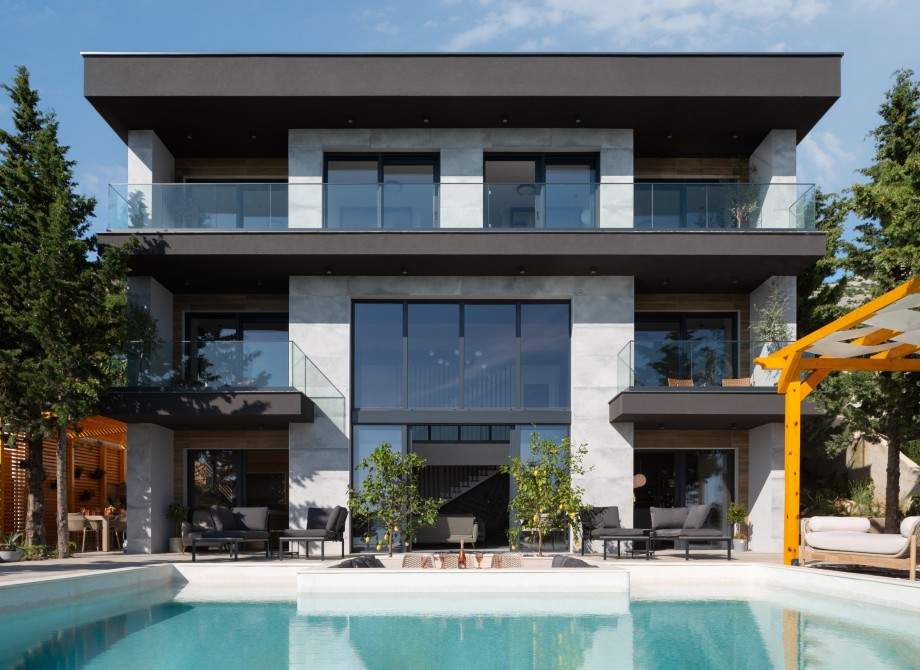 Villa in Zadar area with heated pool, large terrace, Jacuzzi and sauna