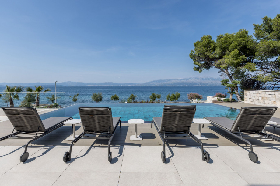 Luxury villa Crystal Brac