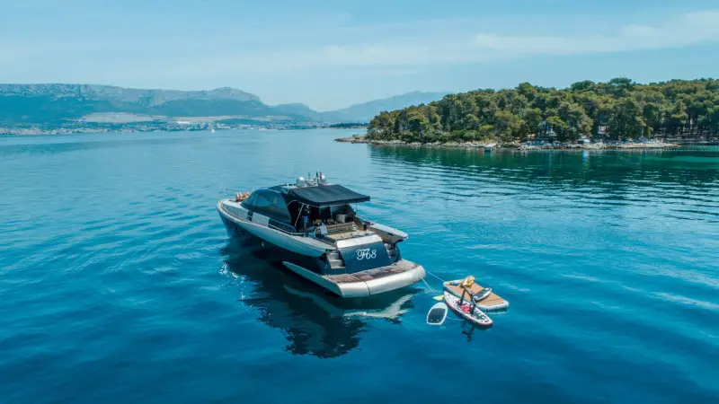 Luxury Yacht Charter