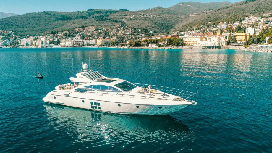 Azimut 68S Maoro