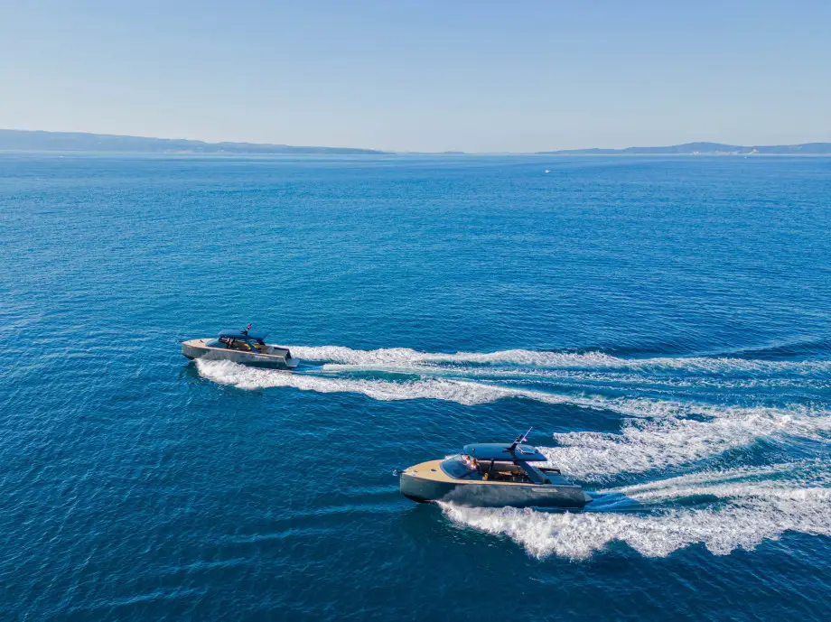 Colnago 35 private boat tour