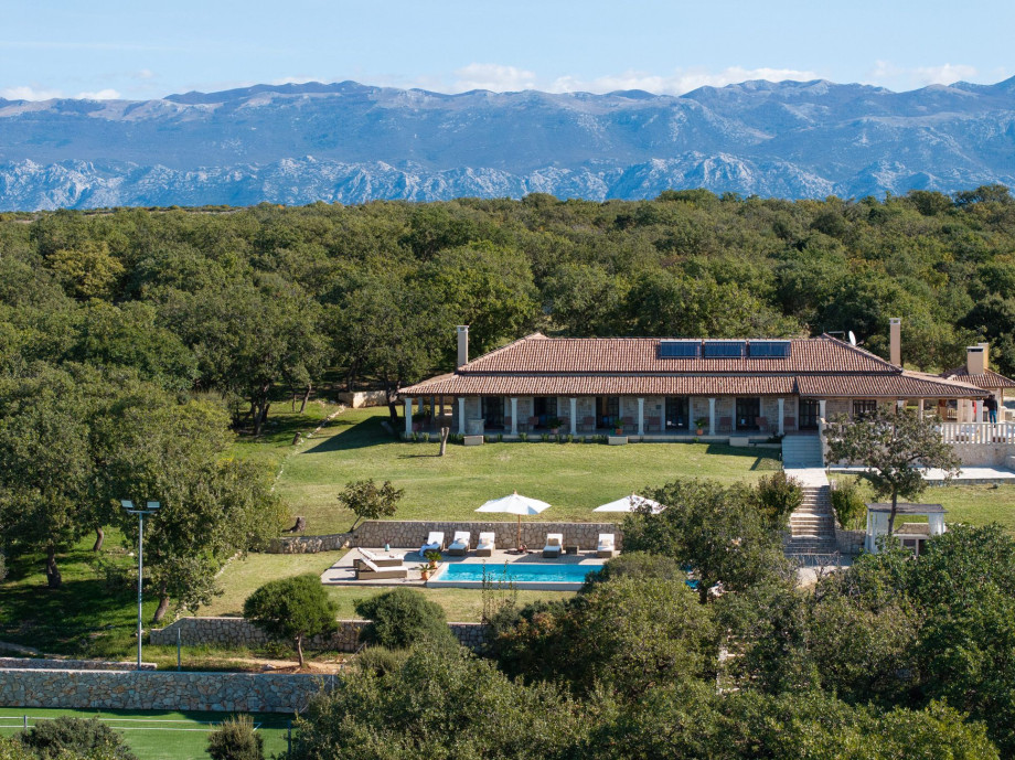 Aerial photo of luxury Villa Tender Pag with swimming pool and tennis court