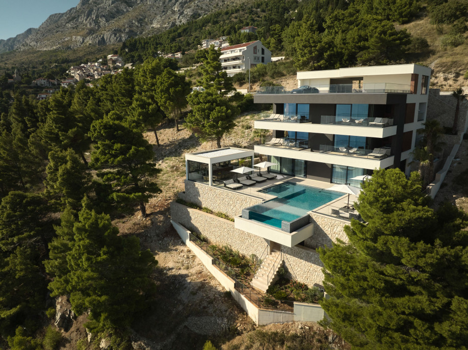 Luxurious Villa Miracle in Omis area with heated indoor and outdoor pool