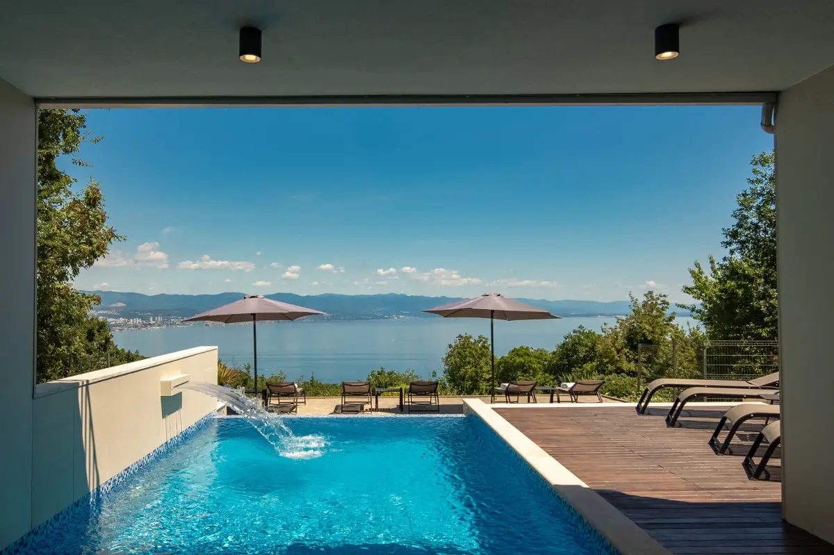 Villa High View Istria with pool and a Jacuzzi