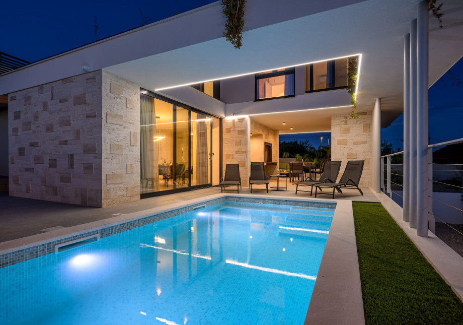 Villa Lotus Split with heated saltwater pool