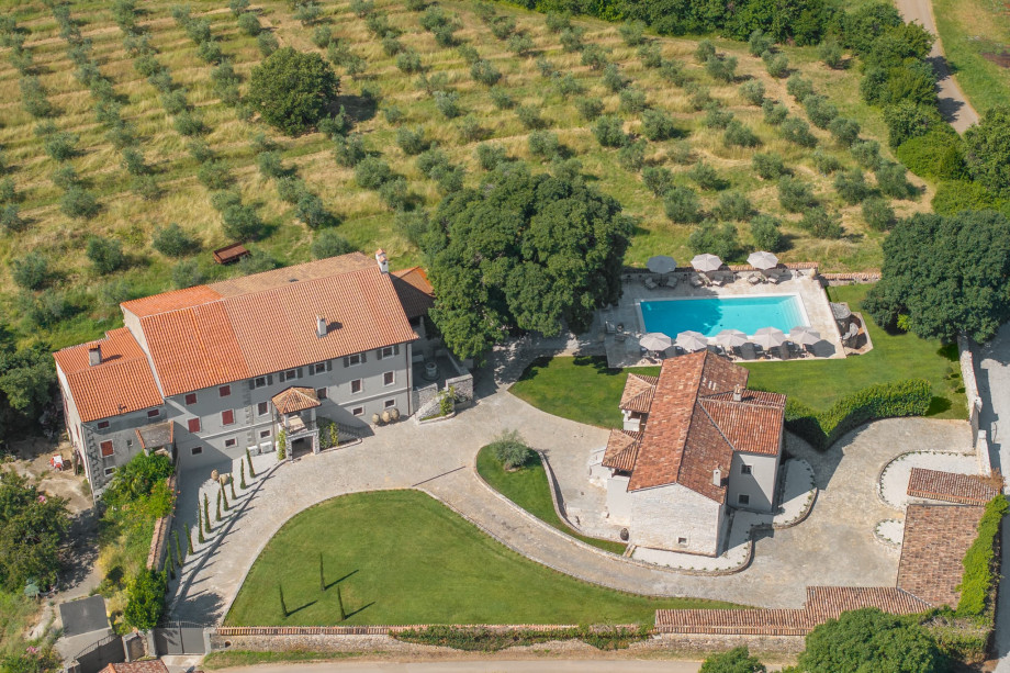 Aerial photo of a countryside villa with pool in Istria - Villa Serena