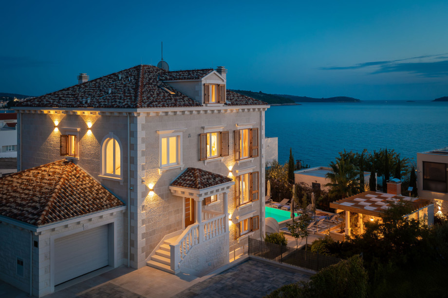 Villa Beauty Queen