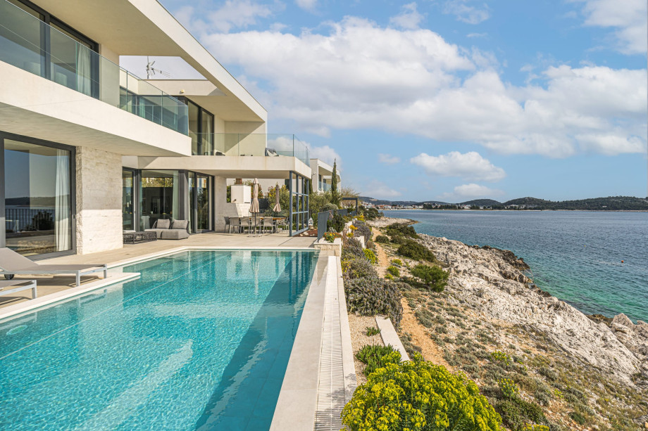 Villa Superb